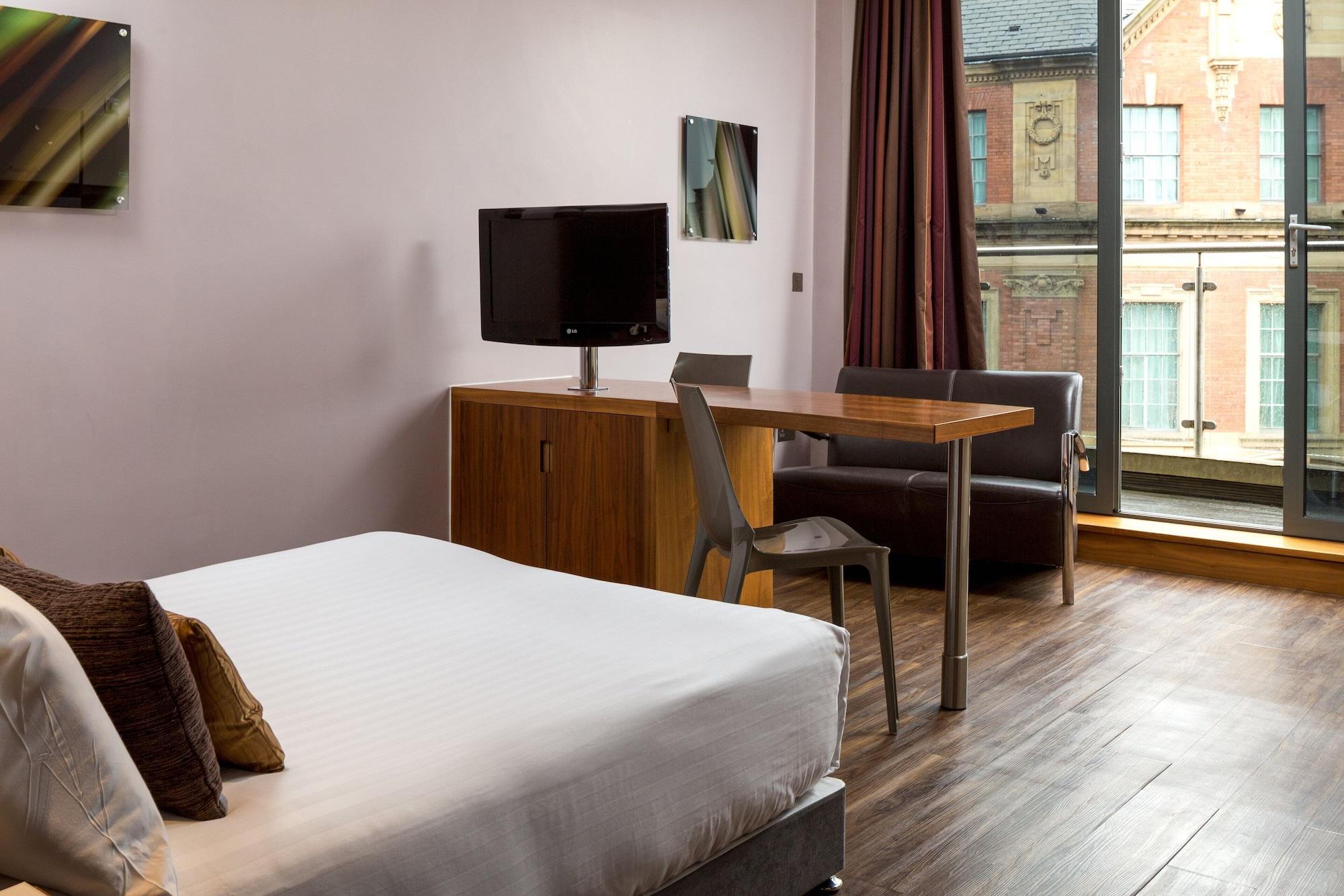 Roomzzz Leeds City Extérieur photo